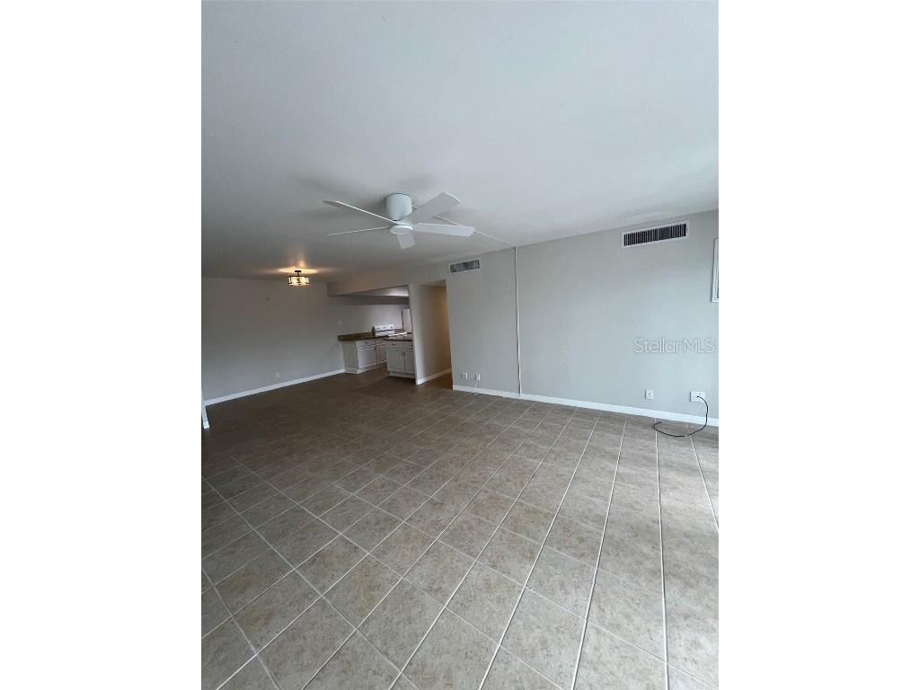 10355 Paradise Boulevard #104 Treasure Island FL 33706 TB8427028 image3