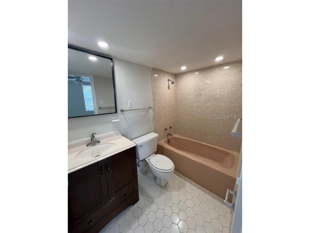 10355 Paradise Boulevard #104 Treasure Island FL 33706 TB8427028 image7