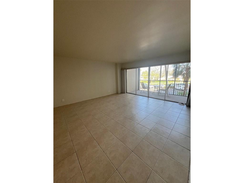 10355 Paradise Boulevard #202 Treasure Island FL 33706 TB8436055 image5