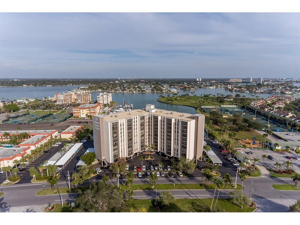 10355 Paradise Boulevard #211 Treasure Island FL 33706 TB8502669 image1
