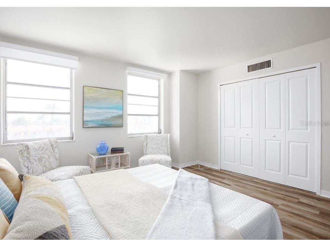 10355 Paradise Boulevard #211 Treasure Island FL 33706 TB8502669 image12