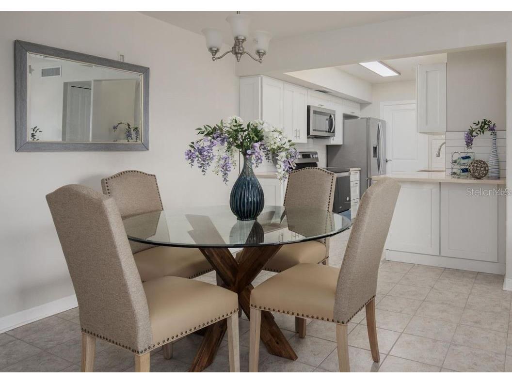 10355 Paradise Boulevard #211 Treasure Island FL 33706 TB8502669 image4
