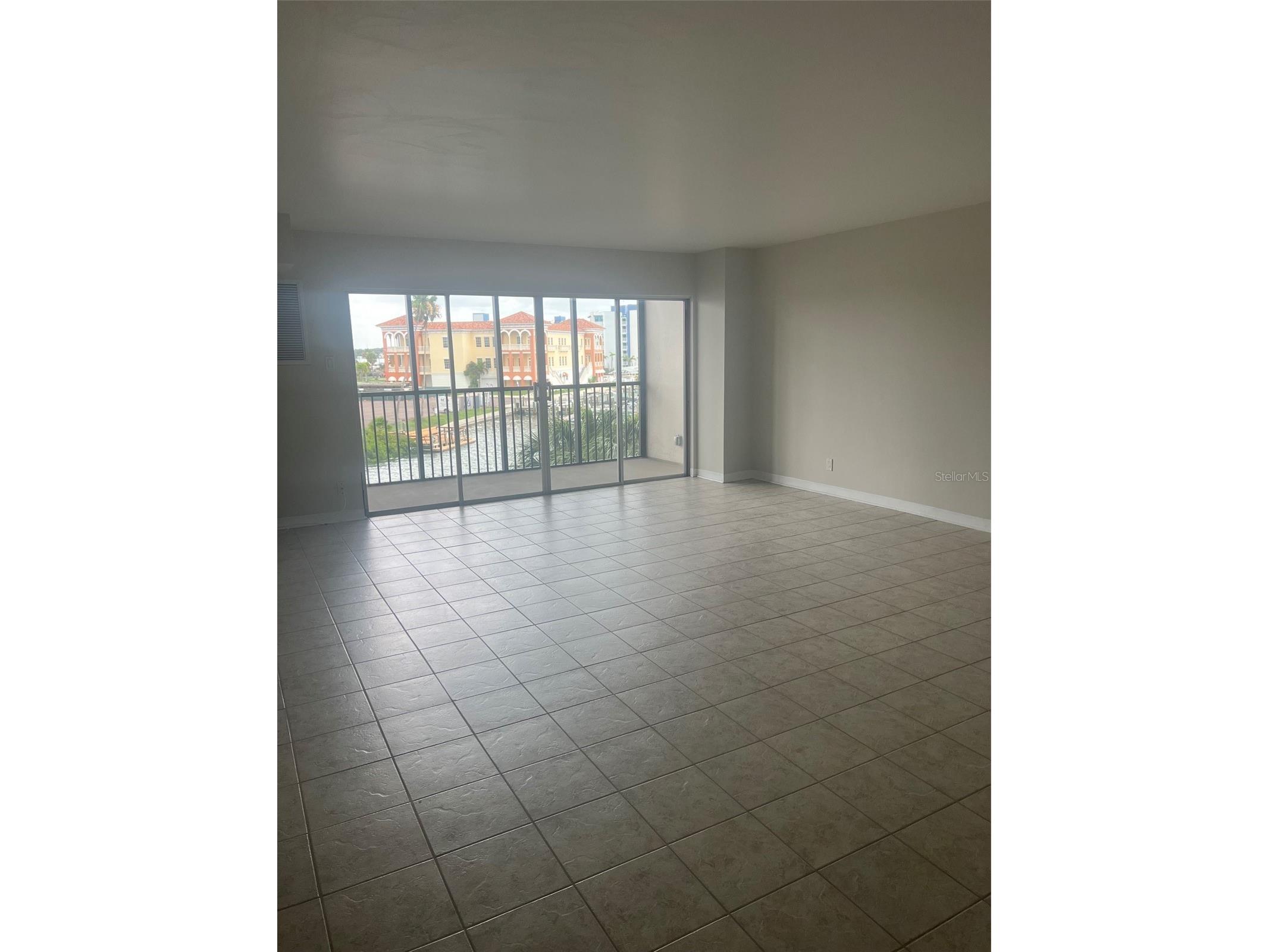 10355 Paradise Boulevard #211 Treasure Island FL 33706 TB8502669 image5