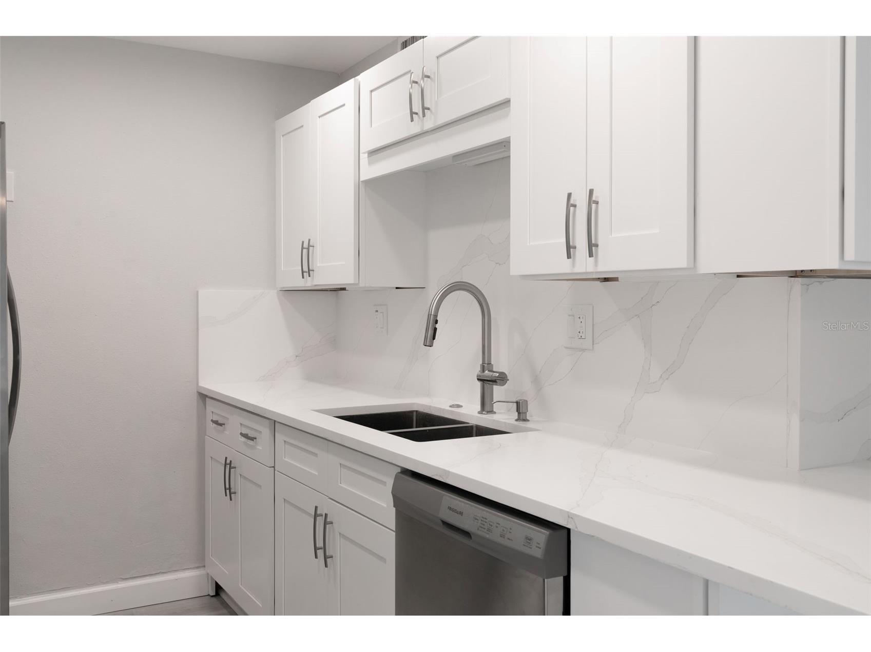 10355 Paradise Boulevard #213 Treasure Island FL 33706 TB8473335 image24