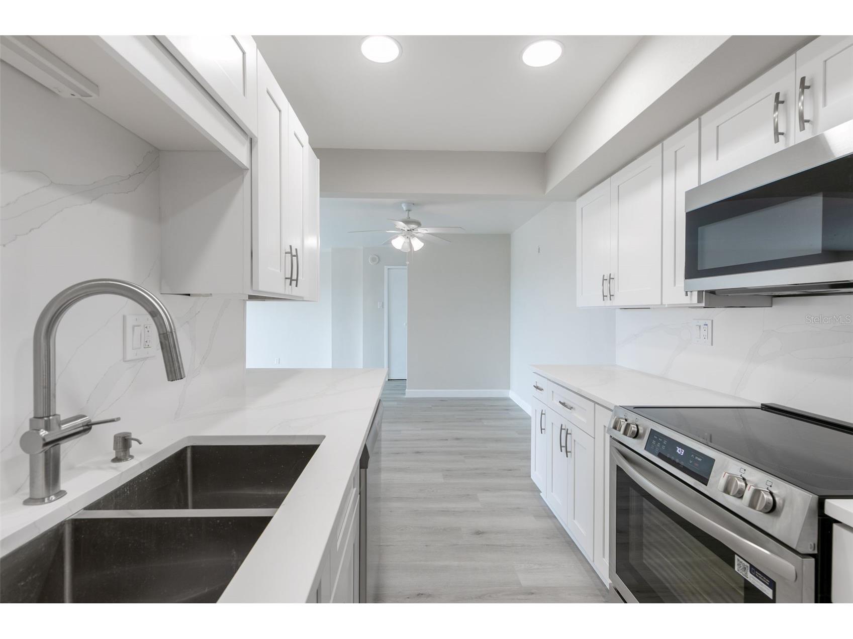 10355 Paradise Boulevard #213 Treasure Island FL 33706 TB8473335 image26