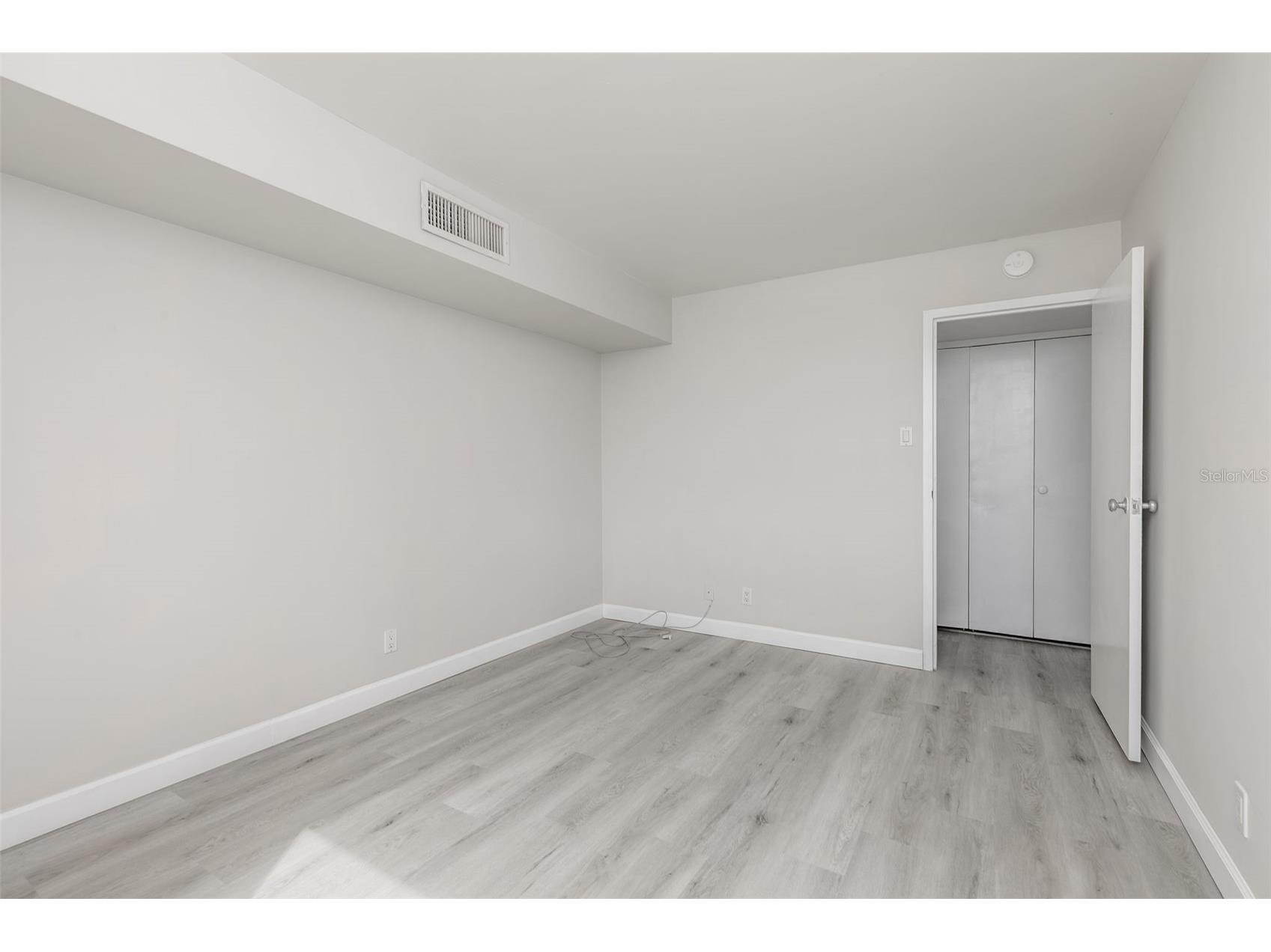 10355 Paradise Boulevard #213 Treasure Island FL 33706 TB8473335 image33