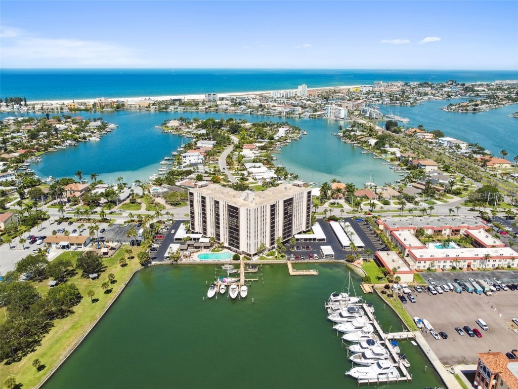 10355 Paradise Boulevard #315 Treasure Island FL 33706 U8240864 image1