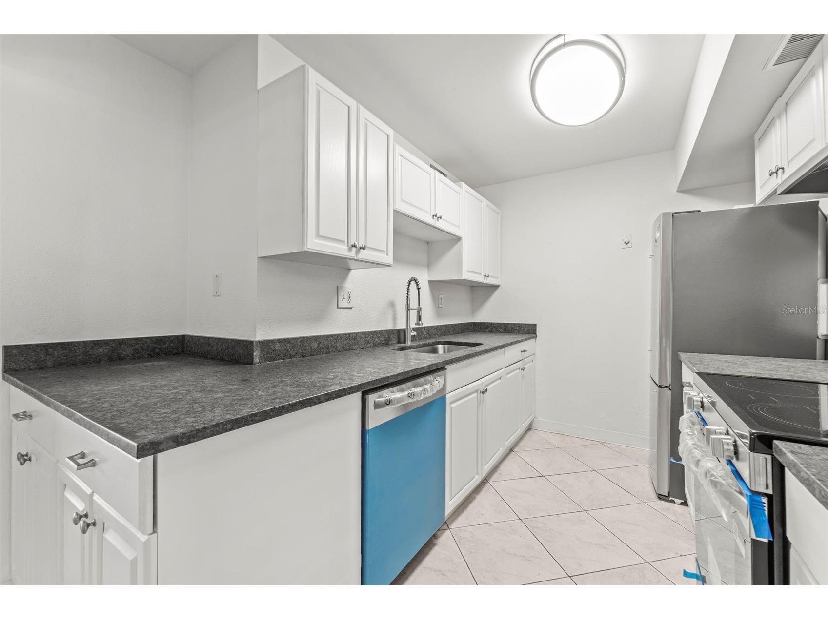 10355 Paradise Boulevard #403 Treasure Island FL 33706 TB8497929 image12