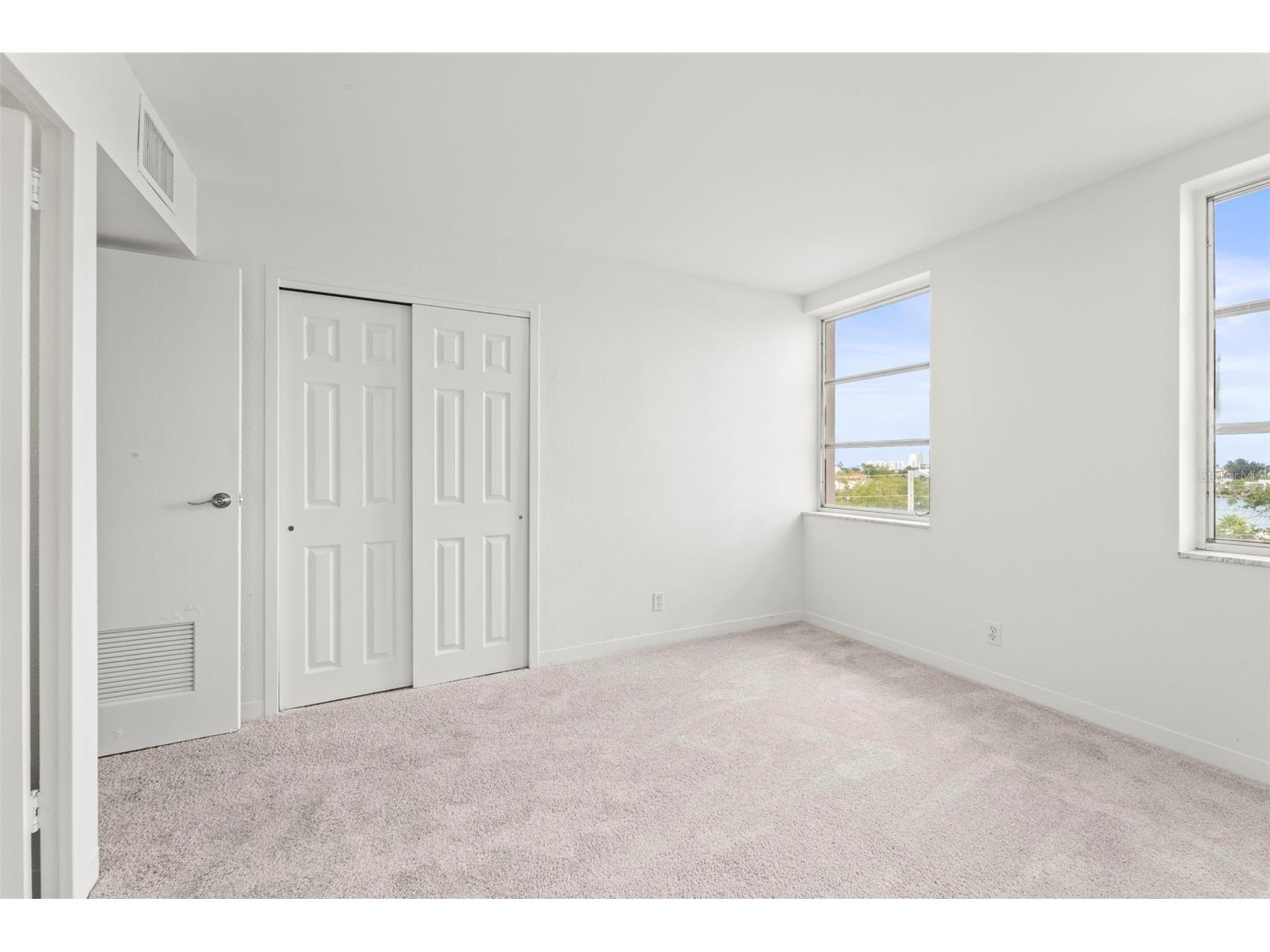 10355 Paradise Boulevard #403 Treasure Island FL 33706 TB8497929 image31