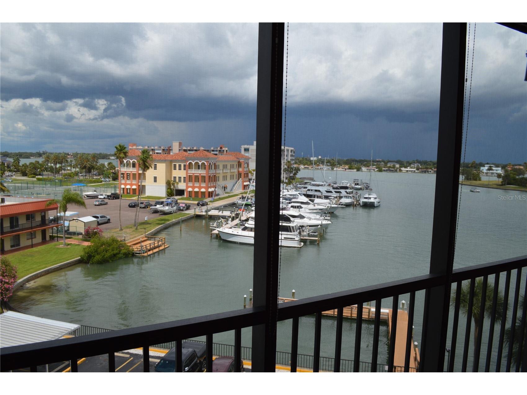 10355 Paradise Boulevard #411 Treasure Island FL 33706 TB8509283 image3