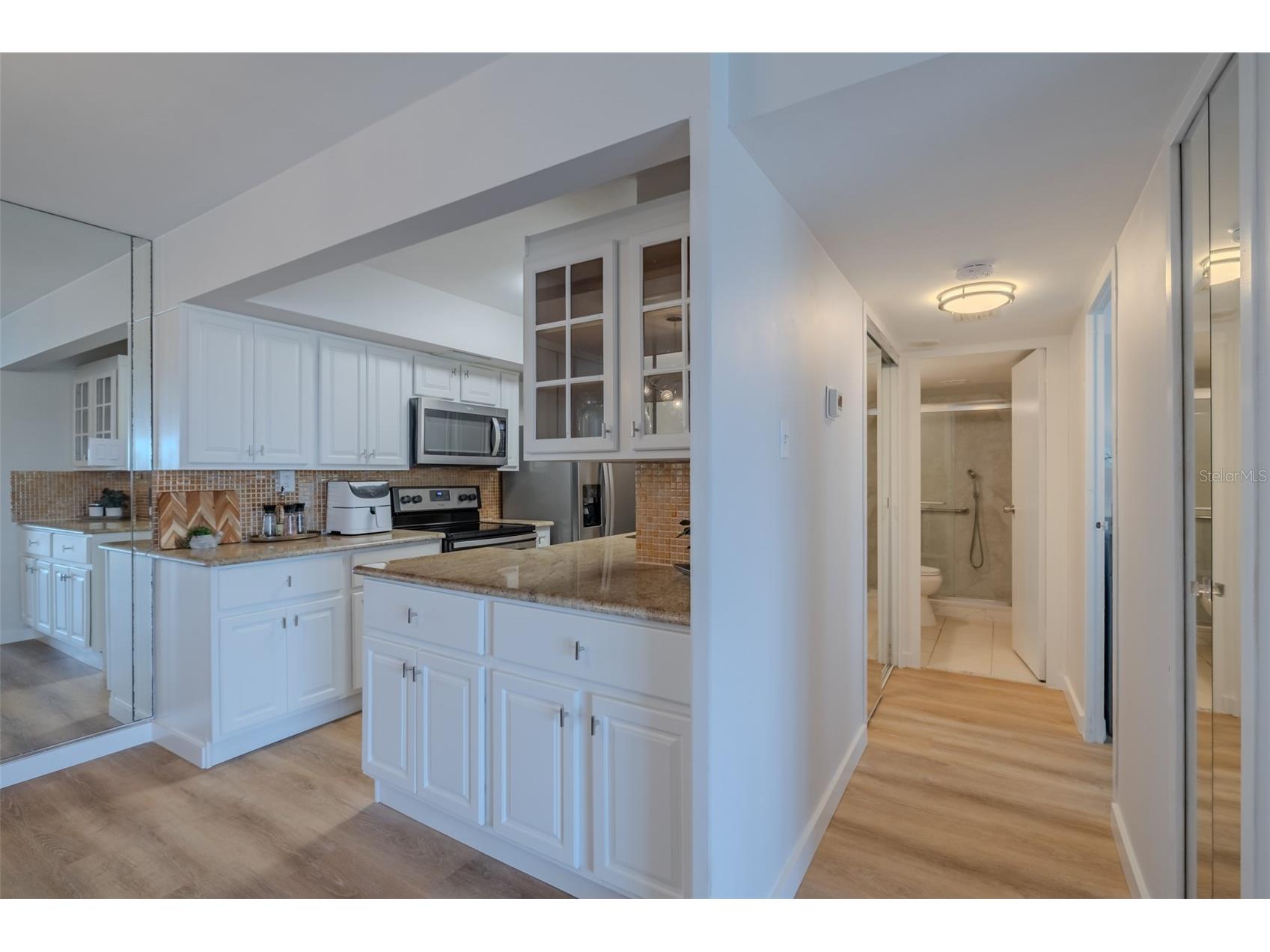 10355 Paradise Boulevard #511 Treasure Island FL 33706 TB8504978 image10