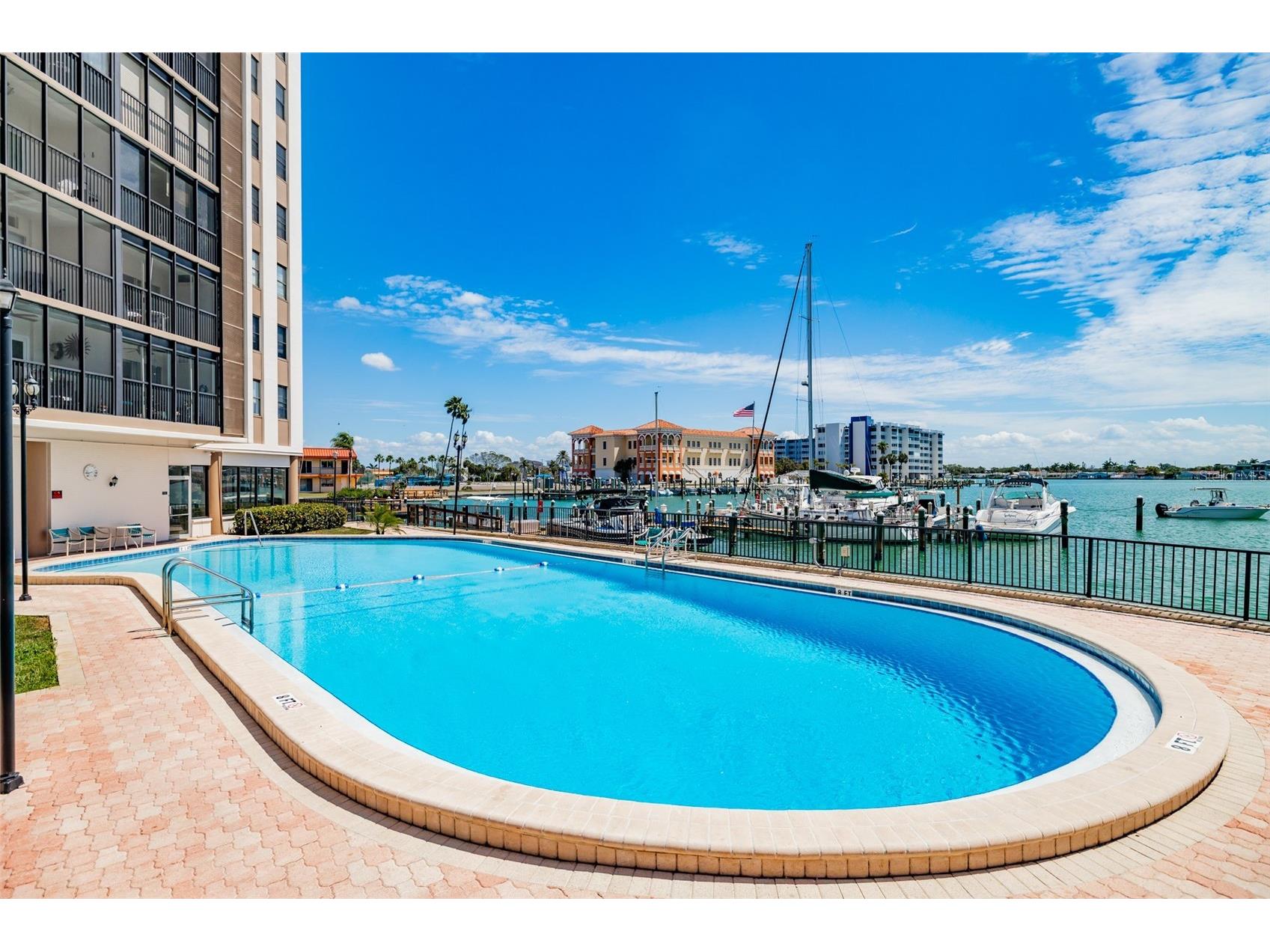 10355 Paradise Boulevard #511 Treasure Island FL 33706 TB8504978 image3