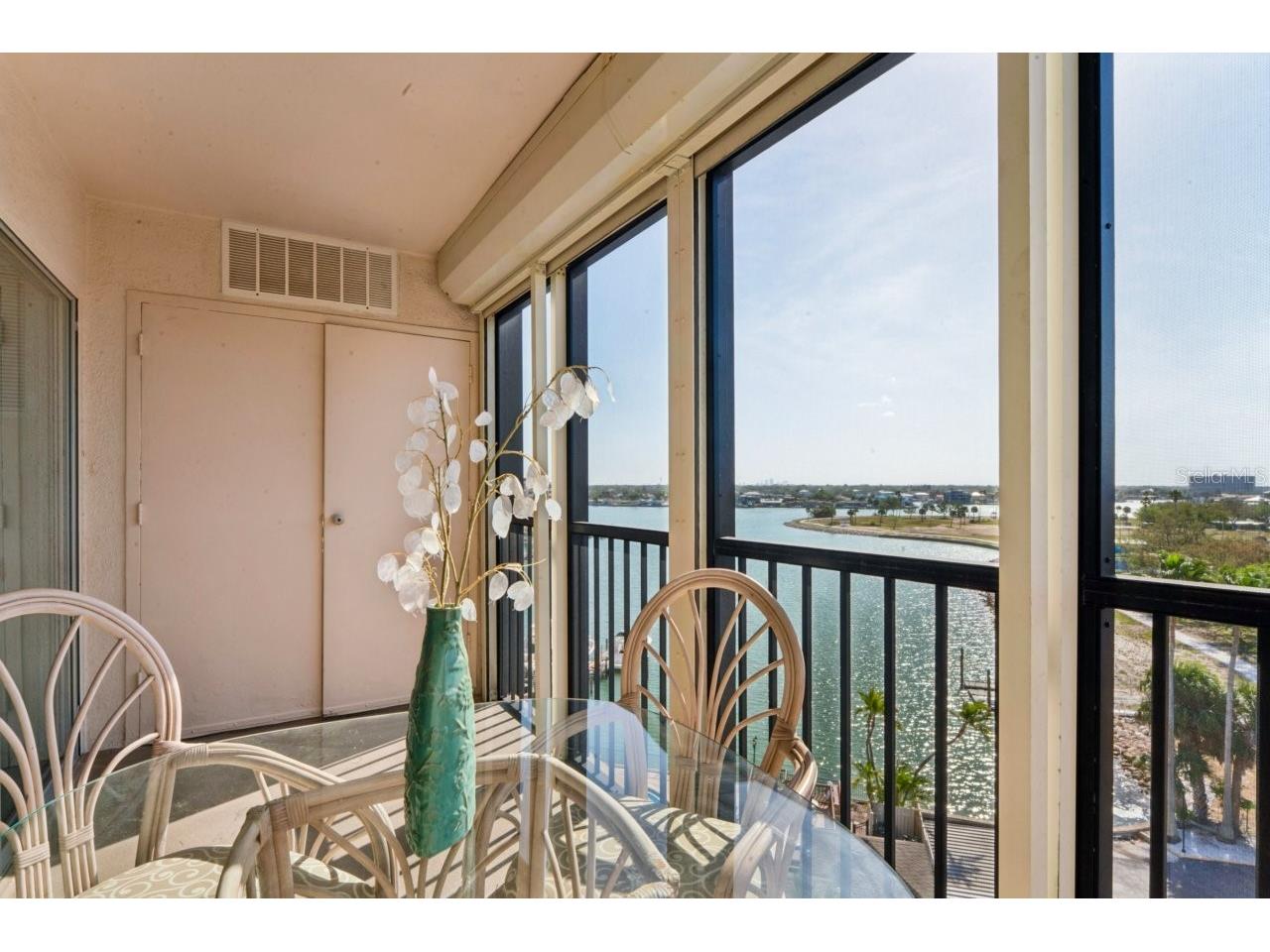 10355 Paradise Boulevard #604 Treasure Island FL 33706 W7884384 image23