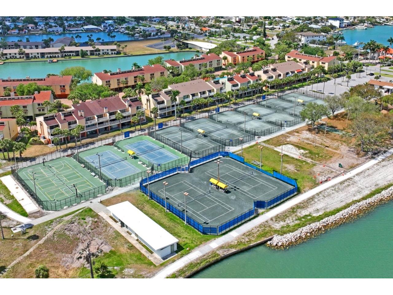 10355 Paradise Boulevard #604 Treasure Island FL 33706 W7884384 image42