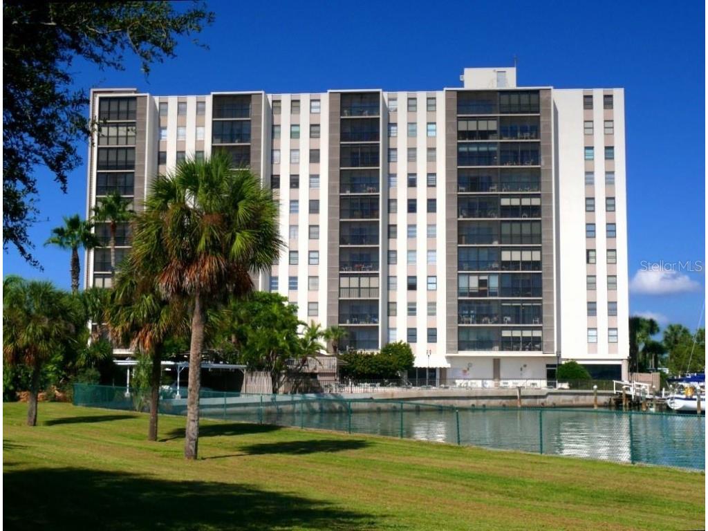 10355 Paradise Boulevard #606 Treasure Island FL 33706 - INTRA-COASTAL WATERWAY U8236075 image1