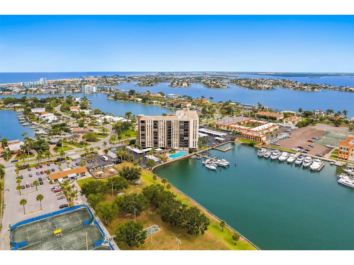 10355 Paradise Boulevard #608 Treasure Island FL 33706 TB8453087 image18