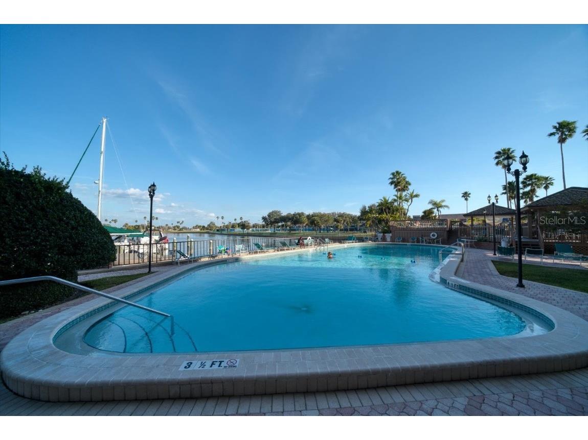 10355 Paradise Boulevard #612 Treasure Island FL 33706 - BOCA CIEGA BAY GULF OF MEXICO U8248718 image23