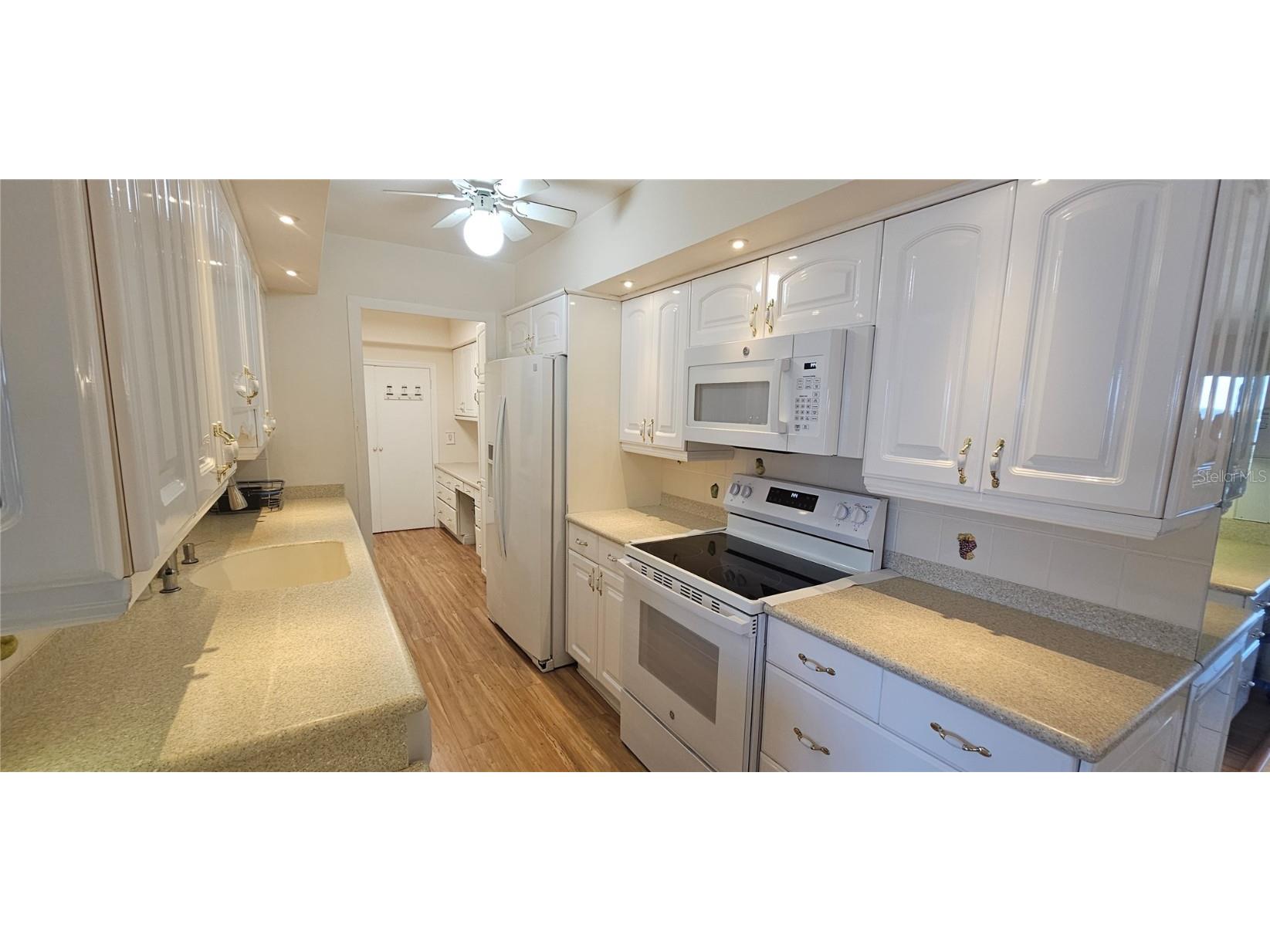 10355 Paradise Boulevard #710 Treasure Island FL 33706 - INTRACOASTAL WATERWAY TB8457907 image7