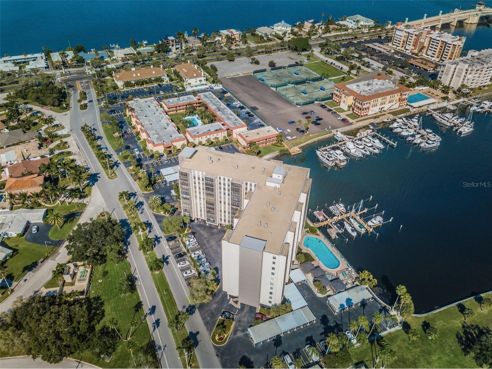 10355 Paradise Boulevard #711 Treasure Island FL 33706 TB8472314 image32