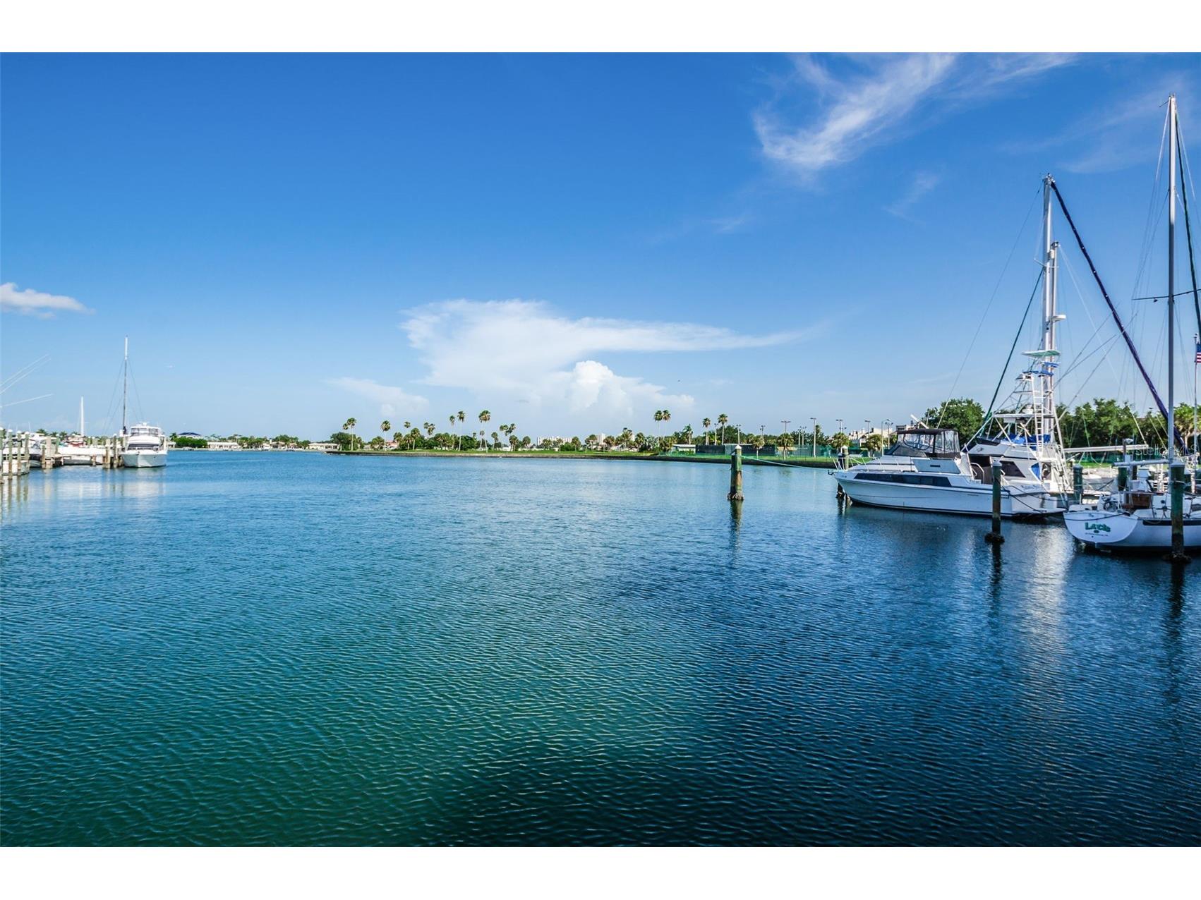 10355 Paradise Boulevard #711 Treasure Island FL 33706 TB8472314 image36