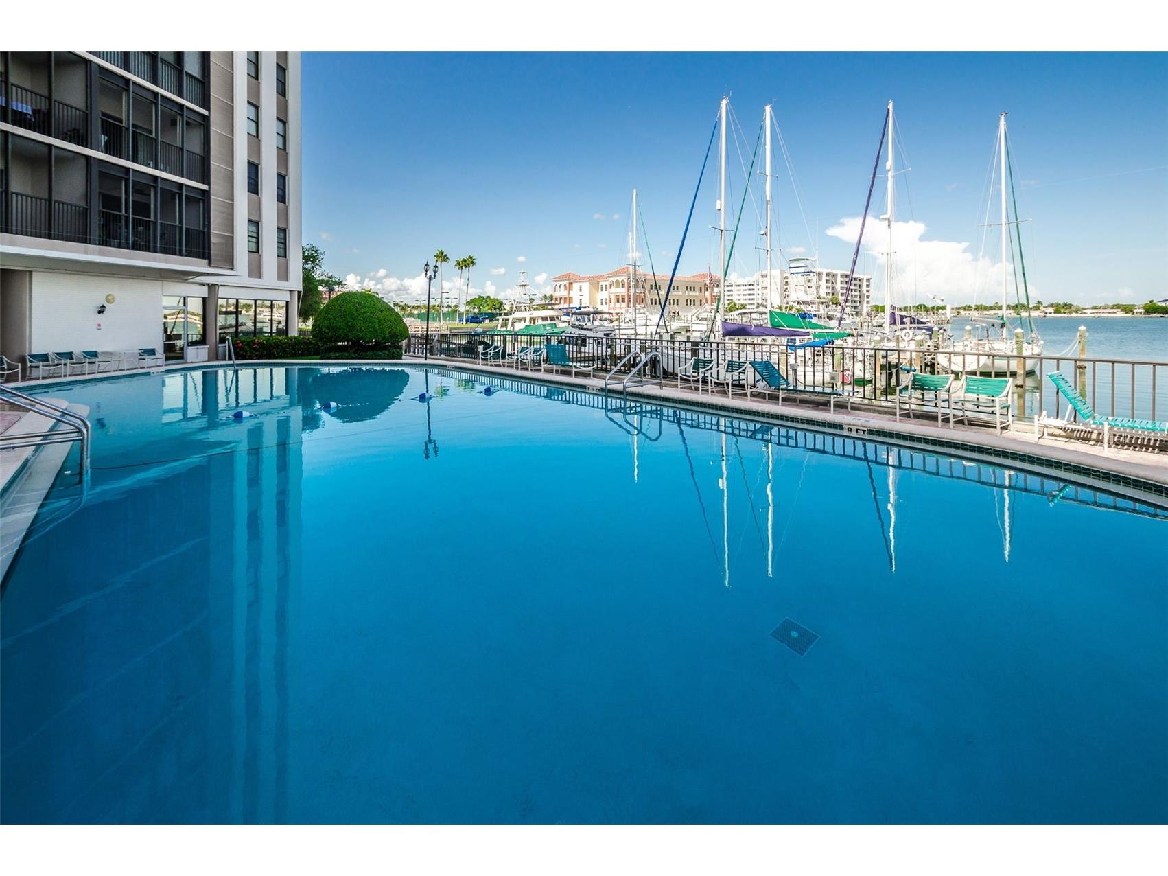 10355 Paradise Boulevard #711 Treasure Island FL 33706 TB8472314 image38