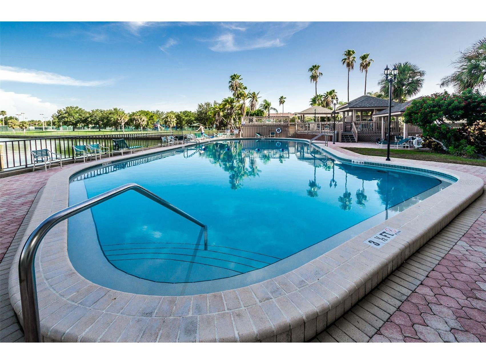 10355 Paradise Boulevard #711 Treasure Island FL 33706 TB8472314 image39
