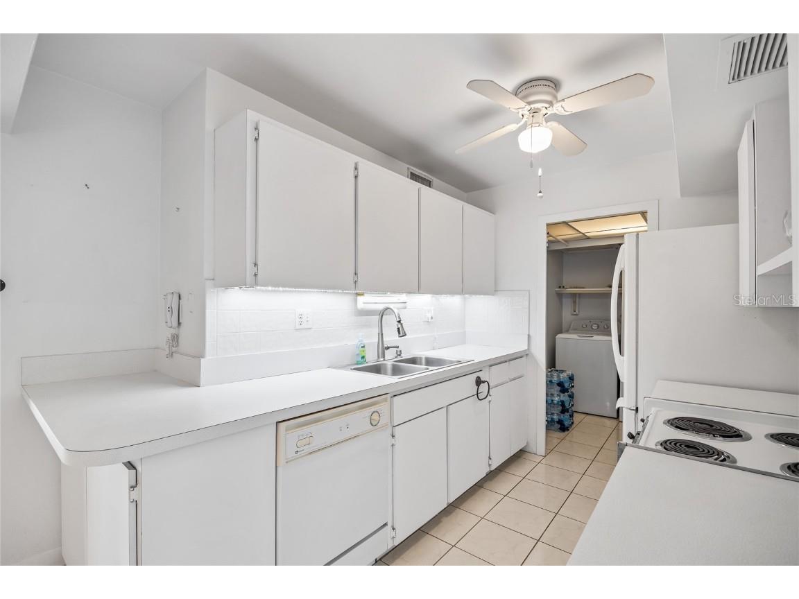 10355 Paradise Boulevard #907 Treasure Island FL 33706 - BOCA CIEGA BAY TB8389871 image10