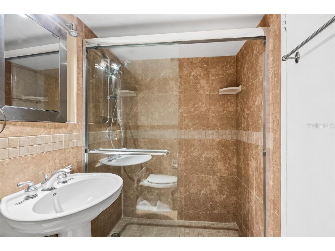 10355 Paradise Boulevard #907 Treasure Island FL 33706 - BOCA CIEGA BAY TB8389871 image15