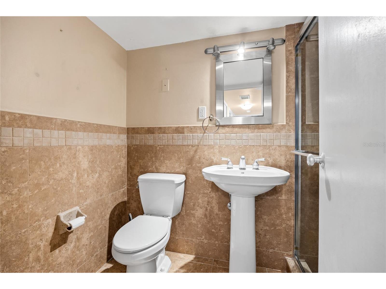 10355 Paradise Boulevard #907 Treasure Island FL 33706 TB8514895 image11