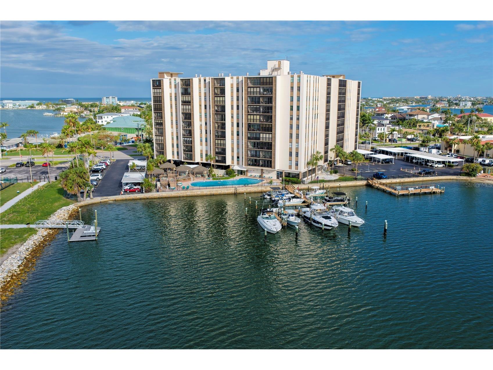 10355 Paradise Boulevard #907 Treasure Island FL 33706 TB8514895 image2