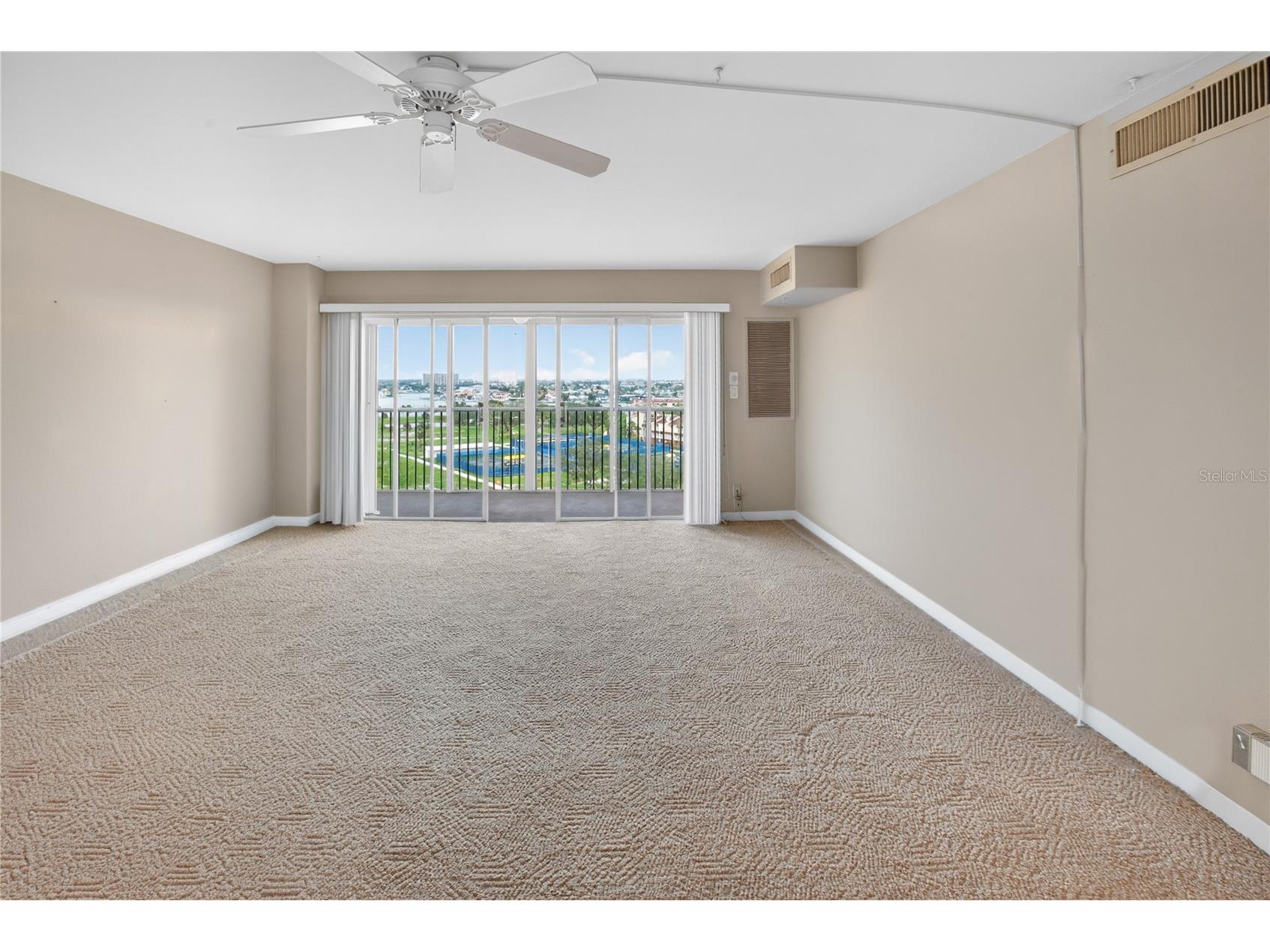 10355 Paradise Boulevard #907 Treasure Island FL 33706 TB8514895 image5