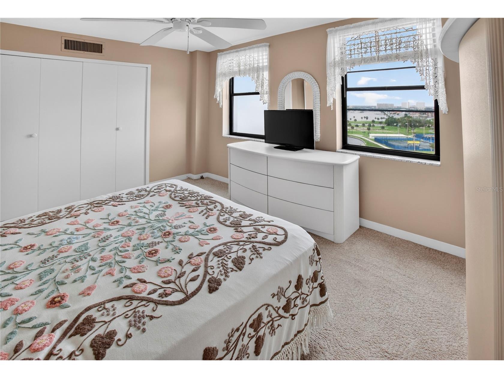 10355 Paradise Boulevard #907 Treasure Island FL 33706 TB8514895 image9