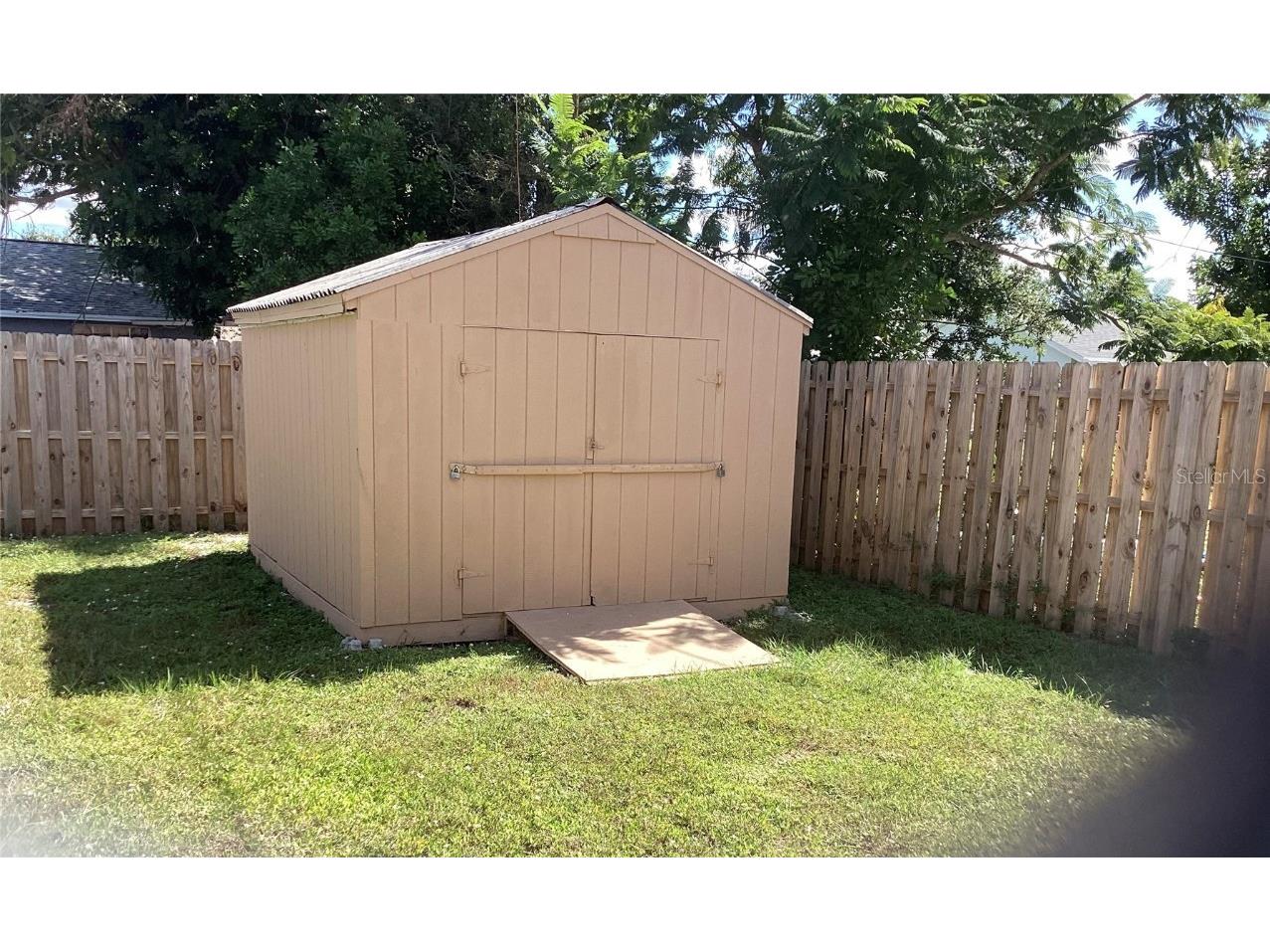 1036 Hope Street Venice FL 34285 A4668485 image25