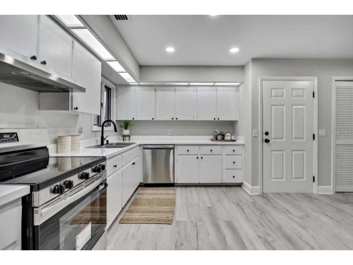 1036 Lake Avoca Drive Tarpon Springs FL 34689 A4659734 image20