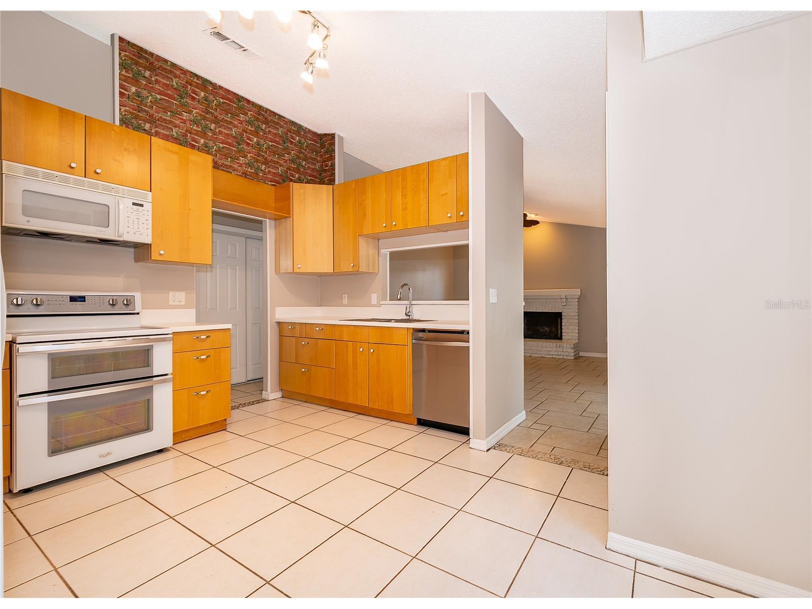 1036 Long Branch Lane Oviedo FL 32765 O6397017 image18
