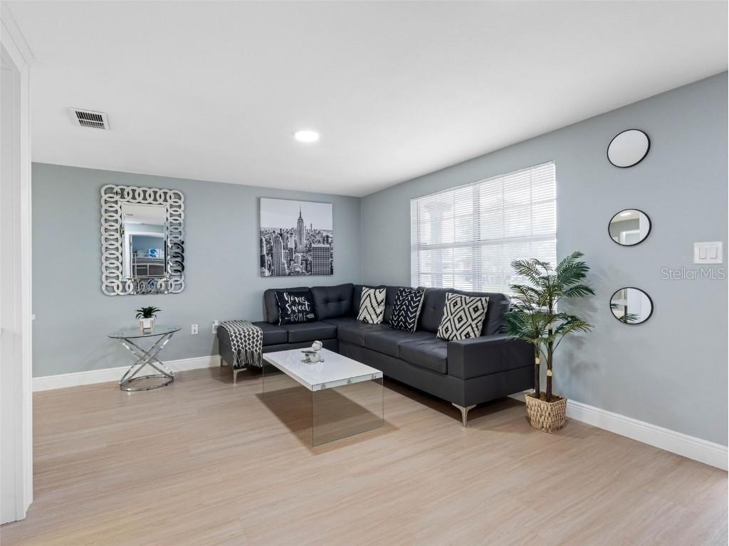 1036 Viking Drive Holiday FL 34691 TB8450754 image8