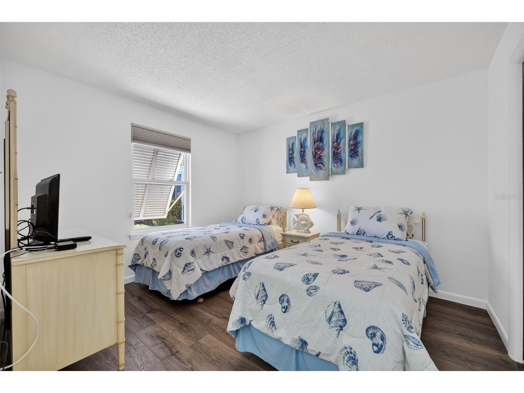 1036 W Peppertree Lane #113B Sarasota FL 34242 A4680197 image16