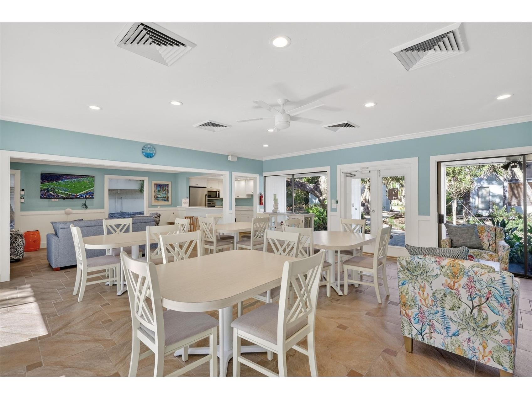 1036 W Peppertree Lane #113B Sarasota FL 34242 A4680197 image32