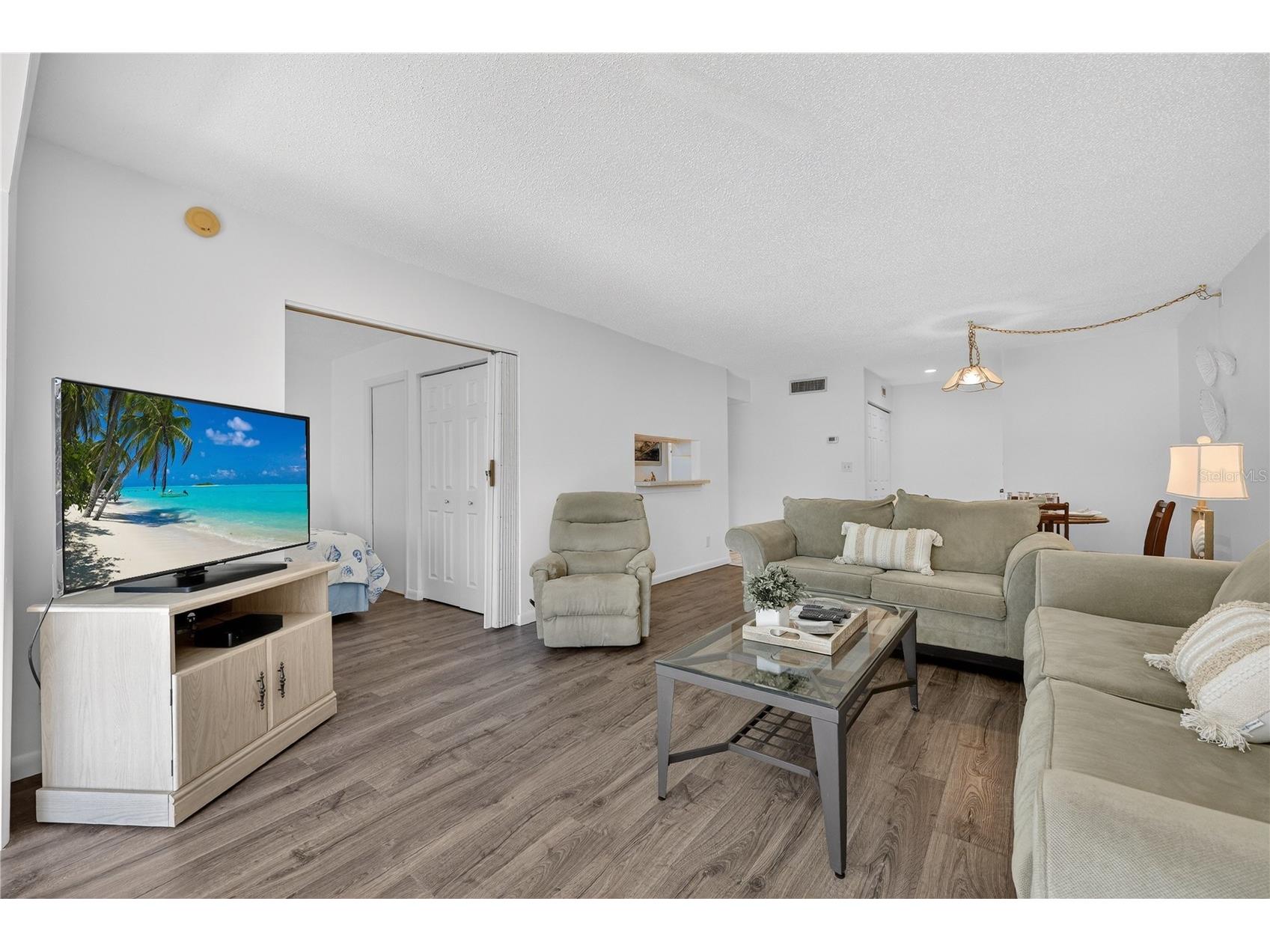 1036 W Peppertree Lane #113B Sarasota FL 34242 A4680197 image9