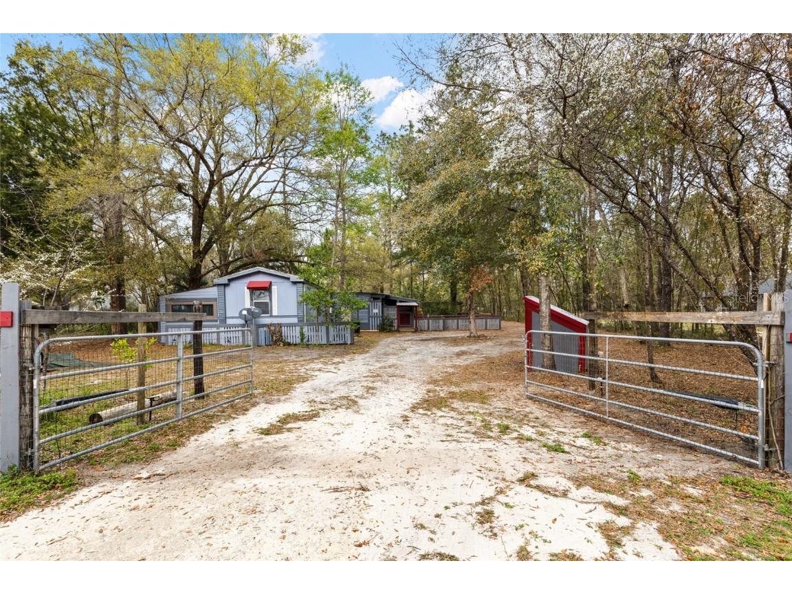 10361 NE 72nd Street Bronson FL 32621 GC519932 image1