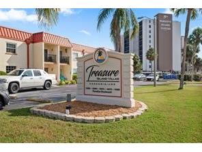 10365 Paradise Boulevard #10 Treasure Island FL 33706 TB8486016 image2