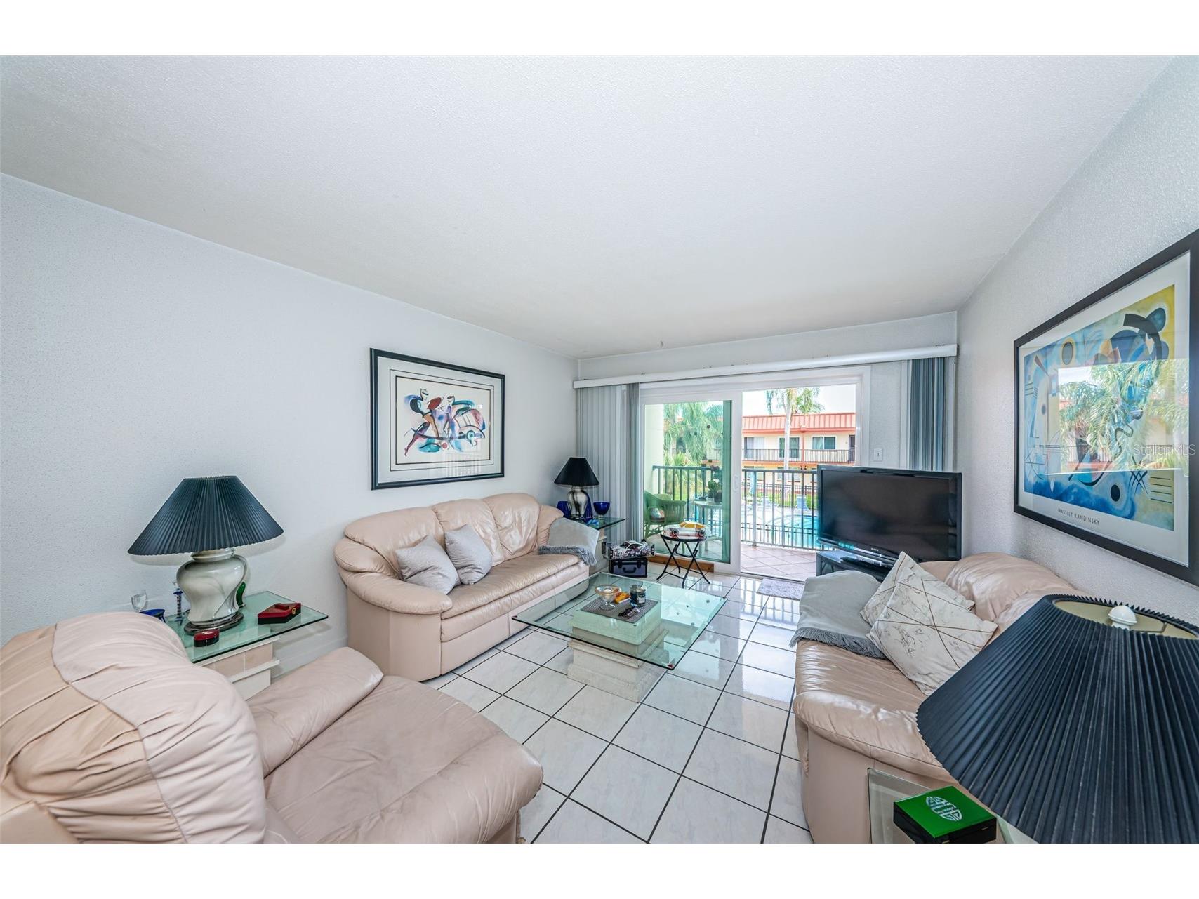10365 Paradise Boulevard #16 Treasure Island FL 33706 TB8525558 image10