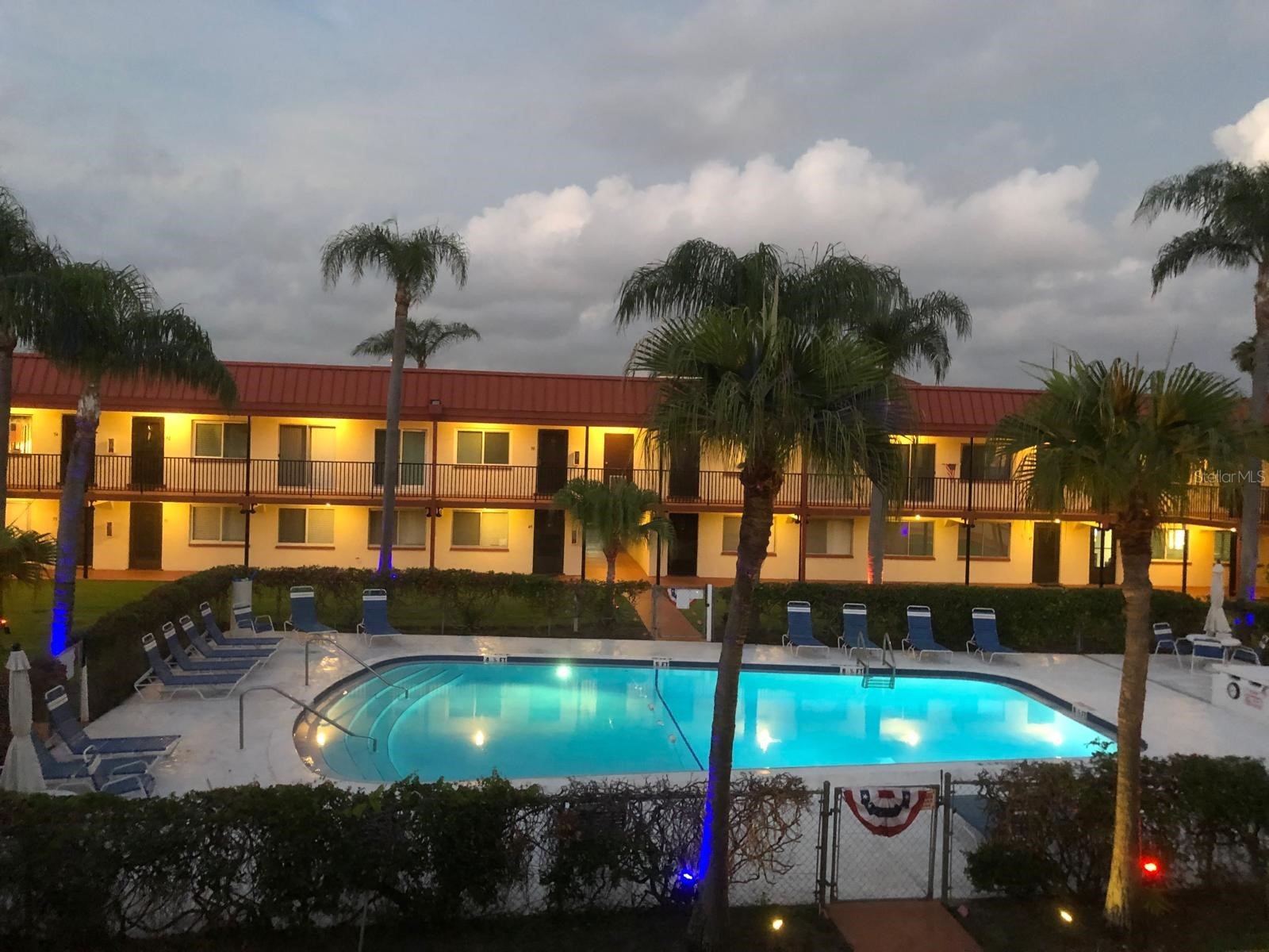 10365 Paradise Boulevard #16 Treasure Island FL 33706 TB8525558 image3
