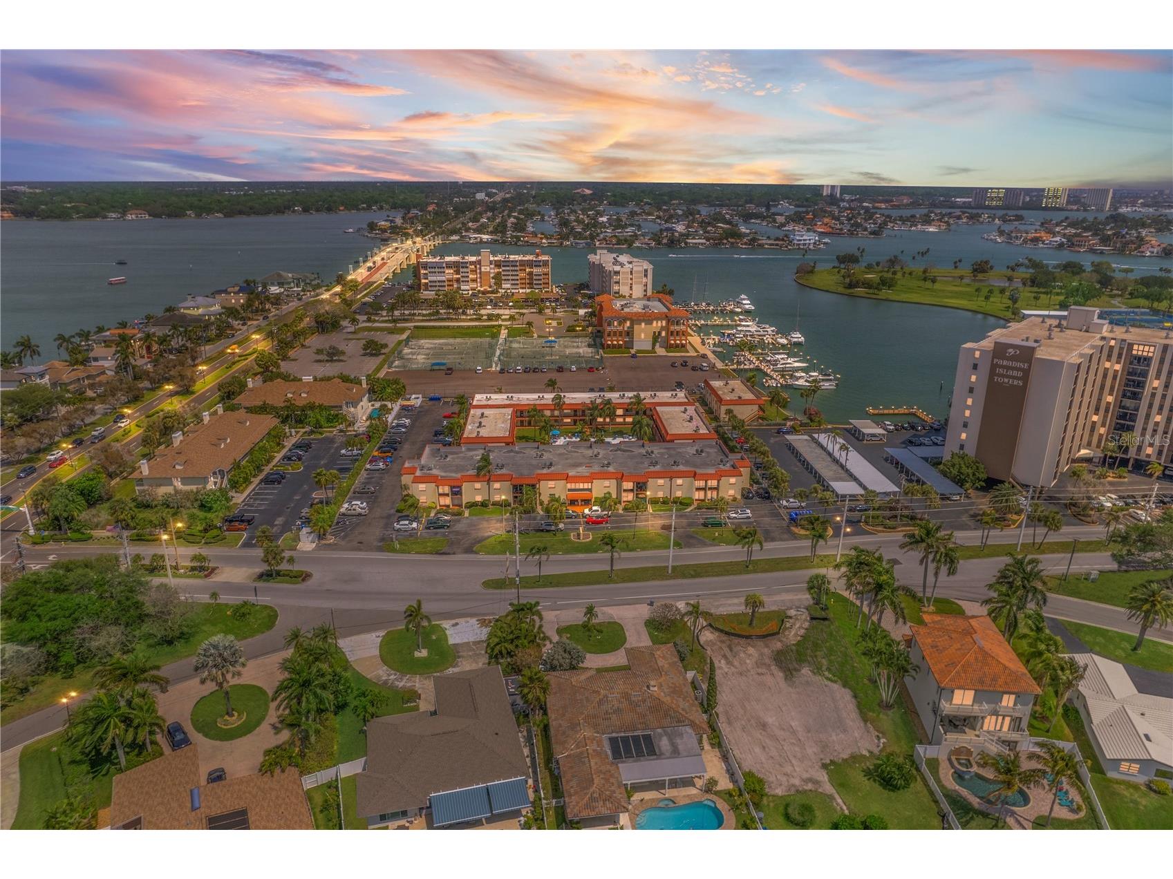 10365 Paradise Boulevard #16 Treasure Island FL 33706 TB8525558 image40