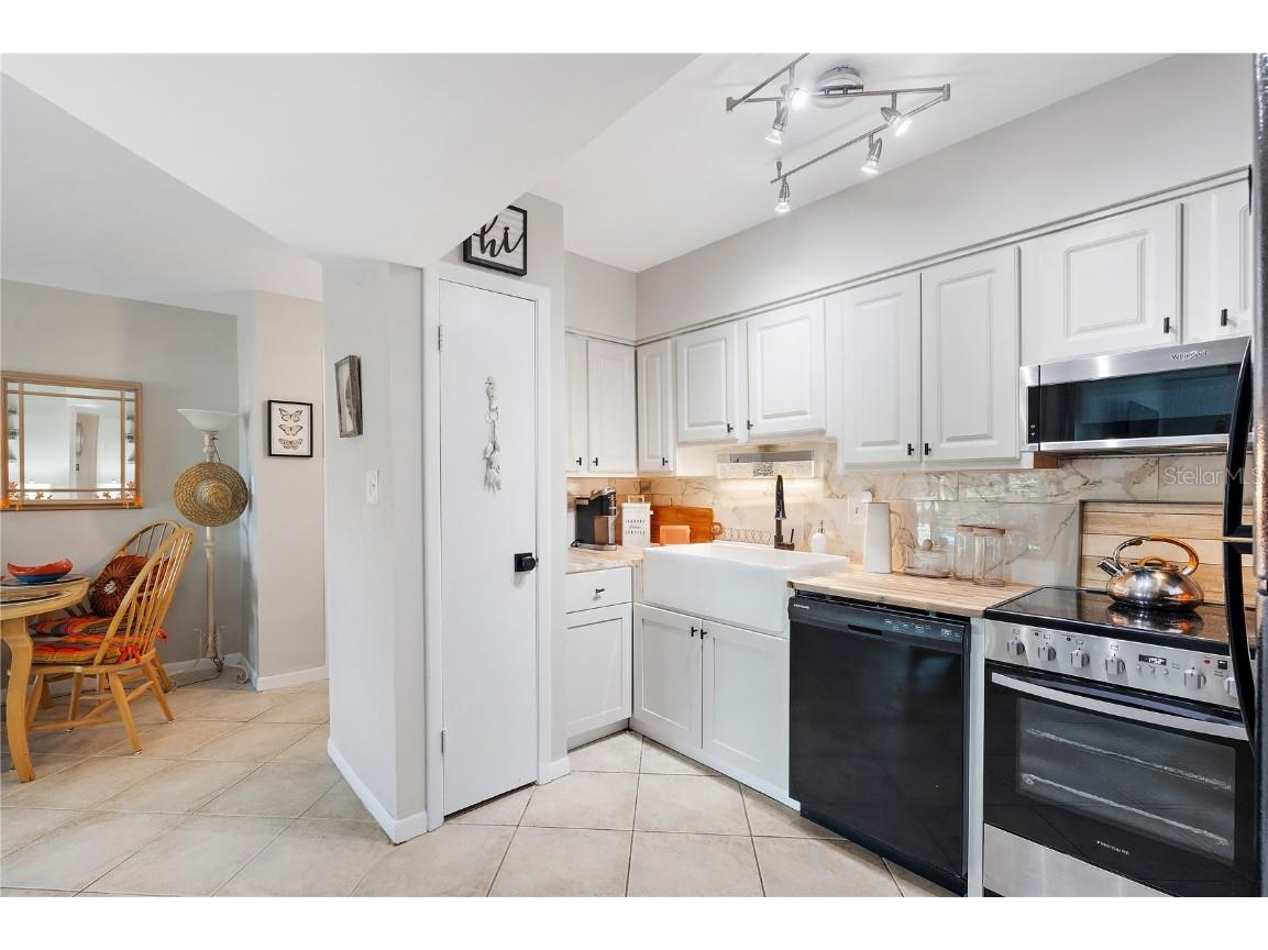 10365 Paradise Boulevard #21 Treasure Island FL 33706 O6367952 image15