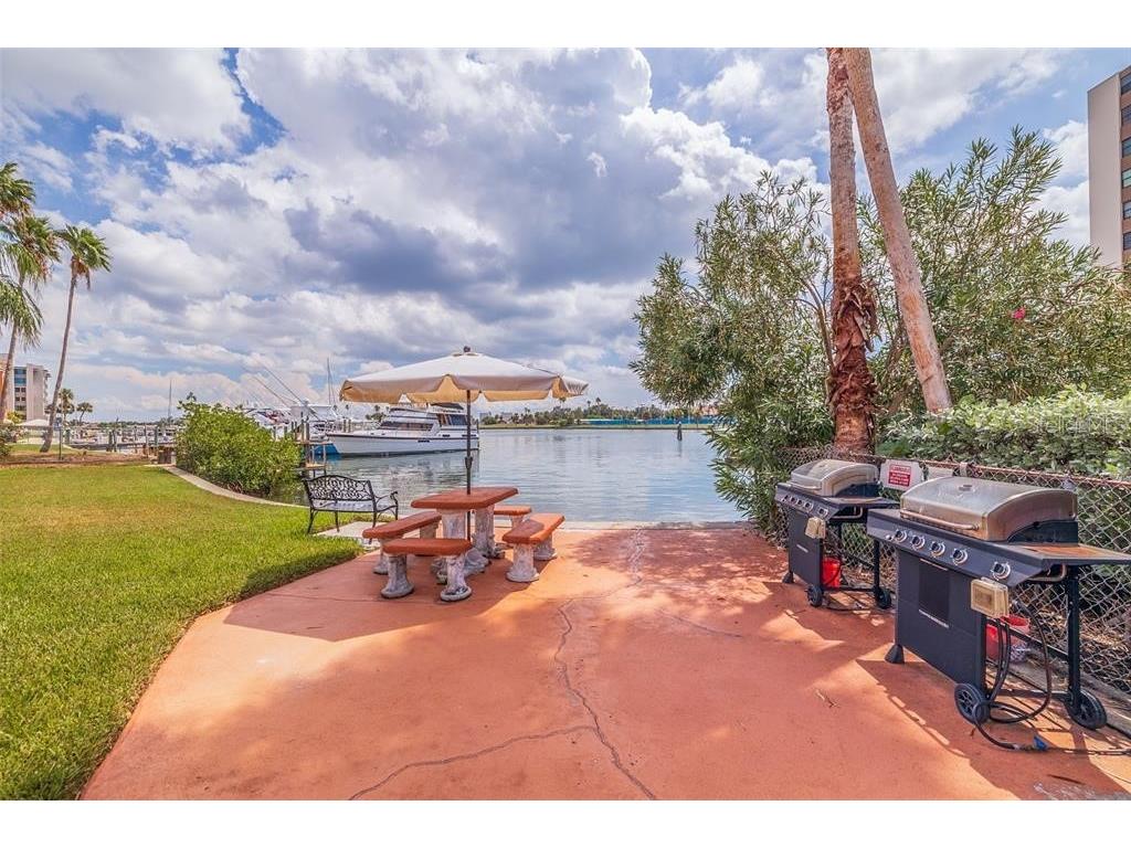 10365 Paradise Boulevard #21 Treasure Island FL 33706 O6367952 image24