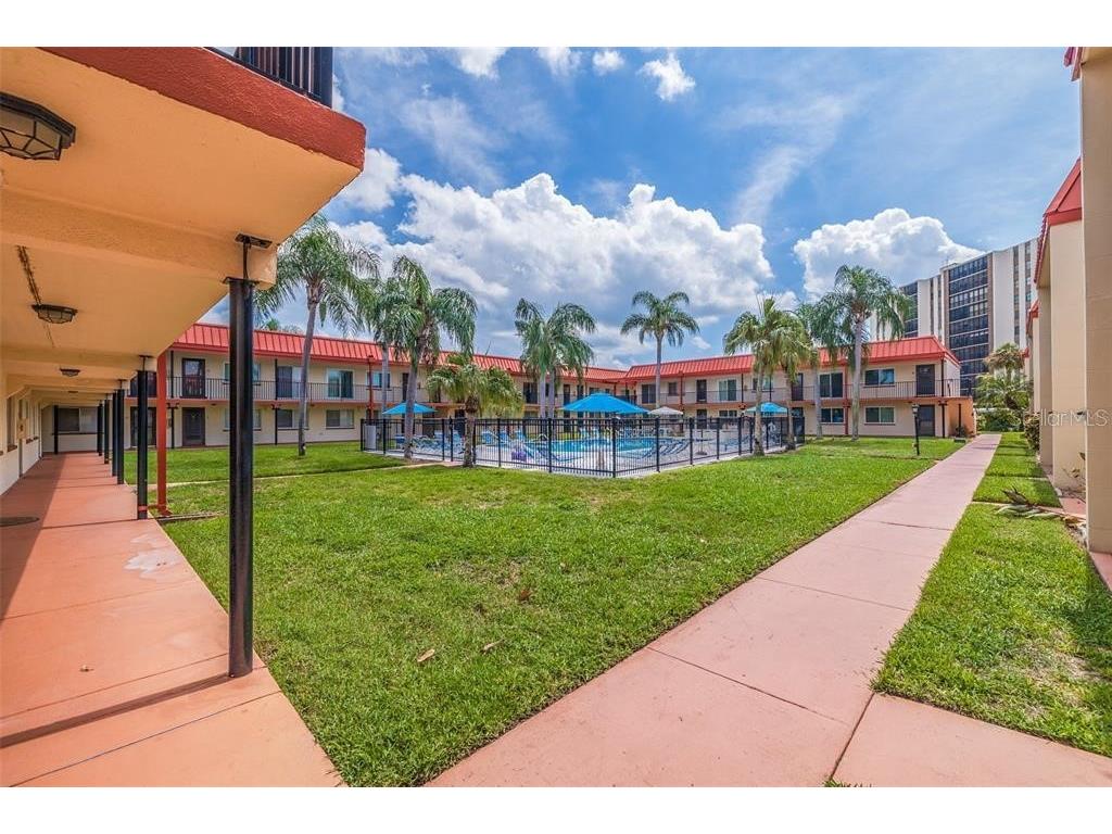 10365 Paradise Boulevard #21 Treasure Island FL 33706 O6367952 image26