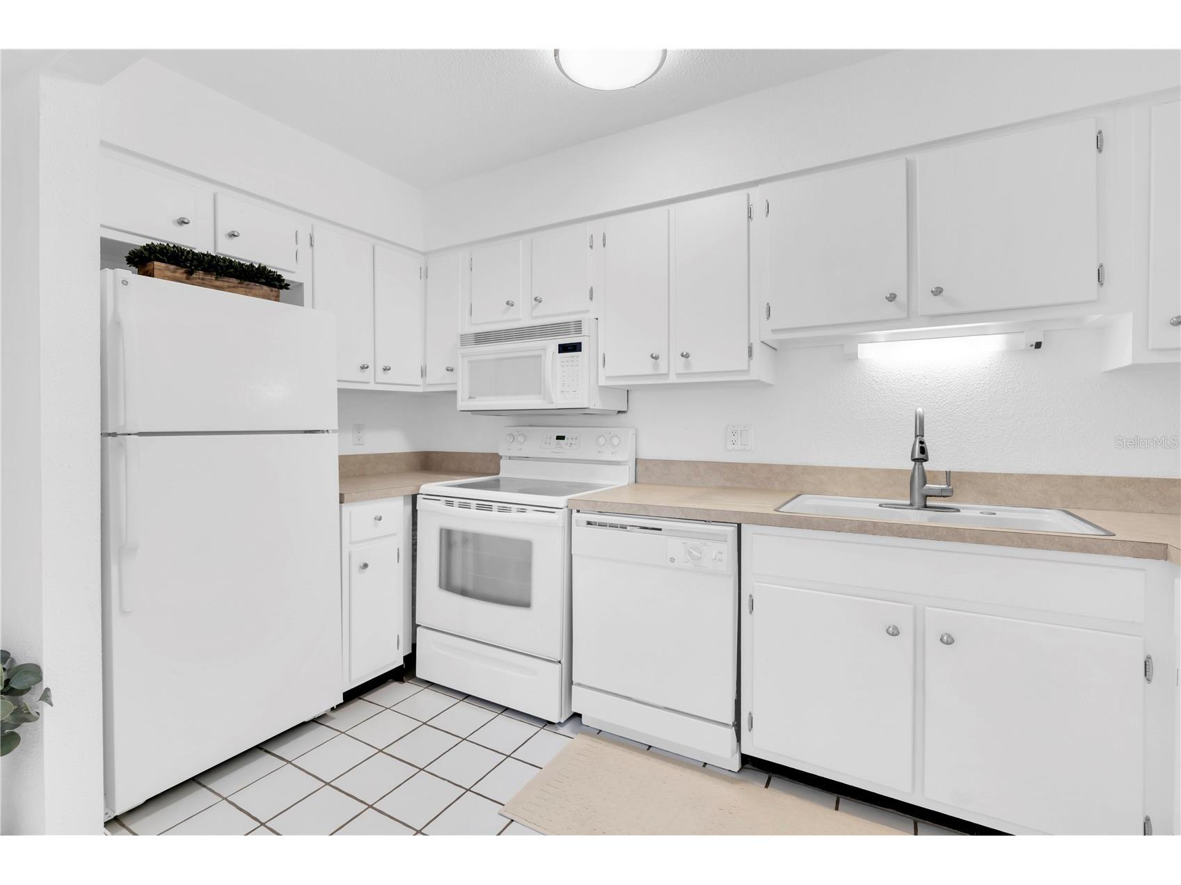 10365 Paradise Boulevard #4 Treasure Island FL 33706 TB8504352 image10