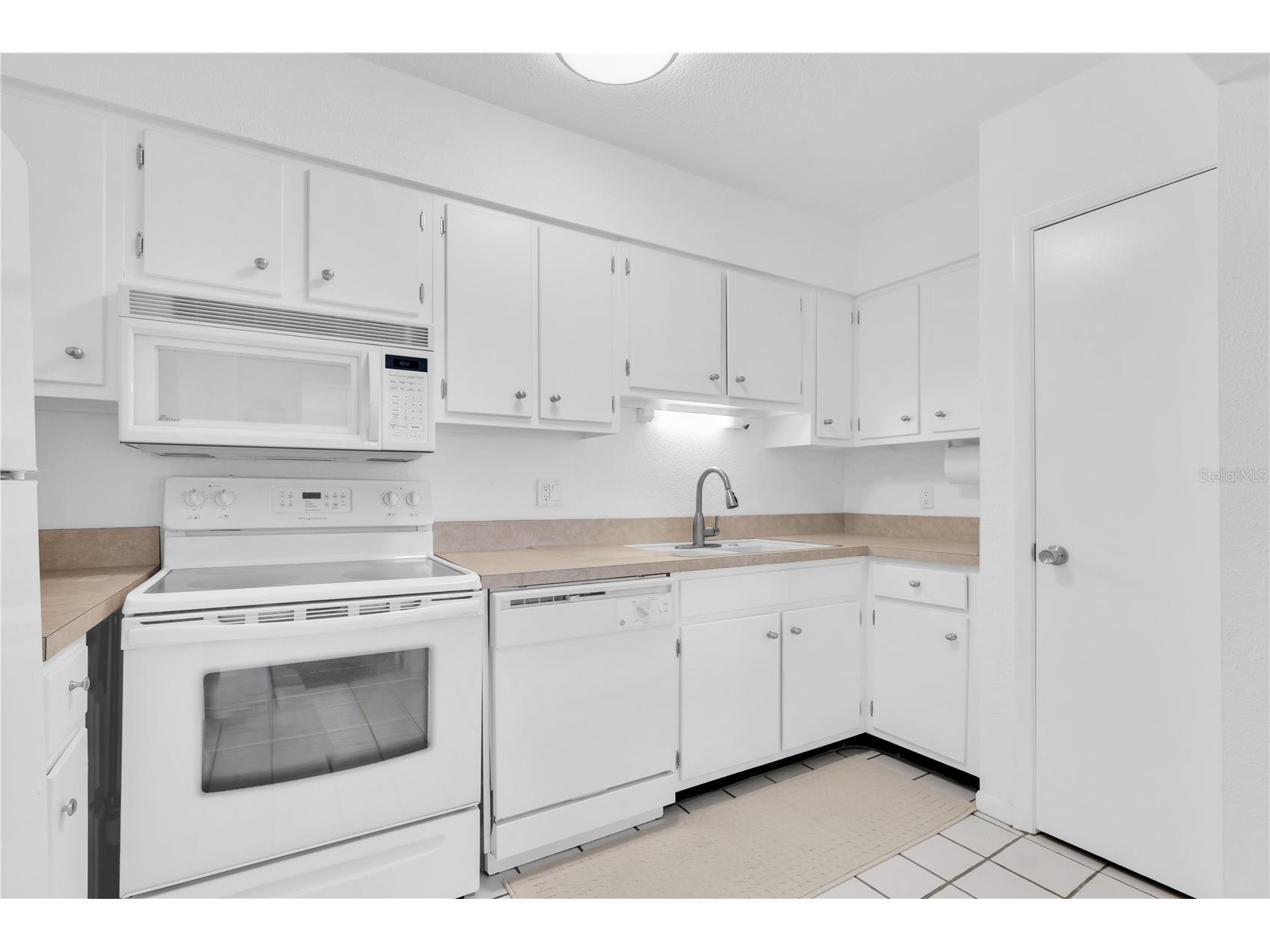 10365 Paradise Boulevard #4 Treasure Island FL 33706 TB8504352 image11