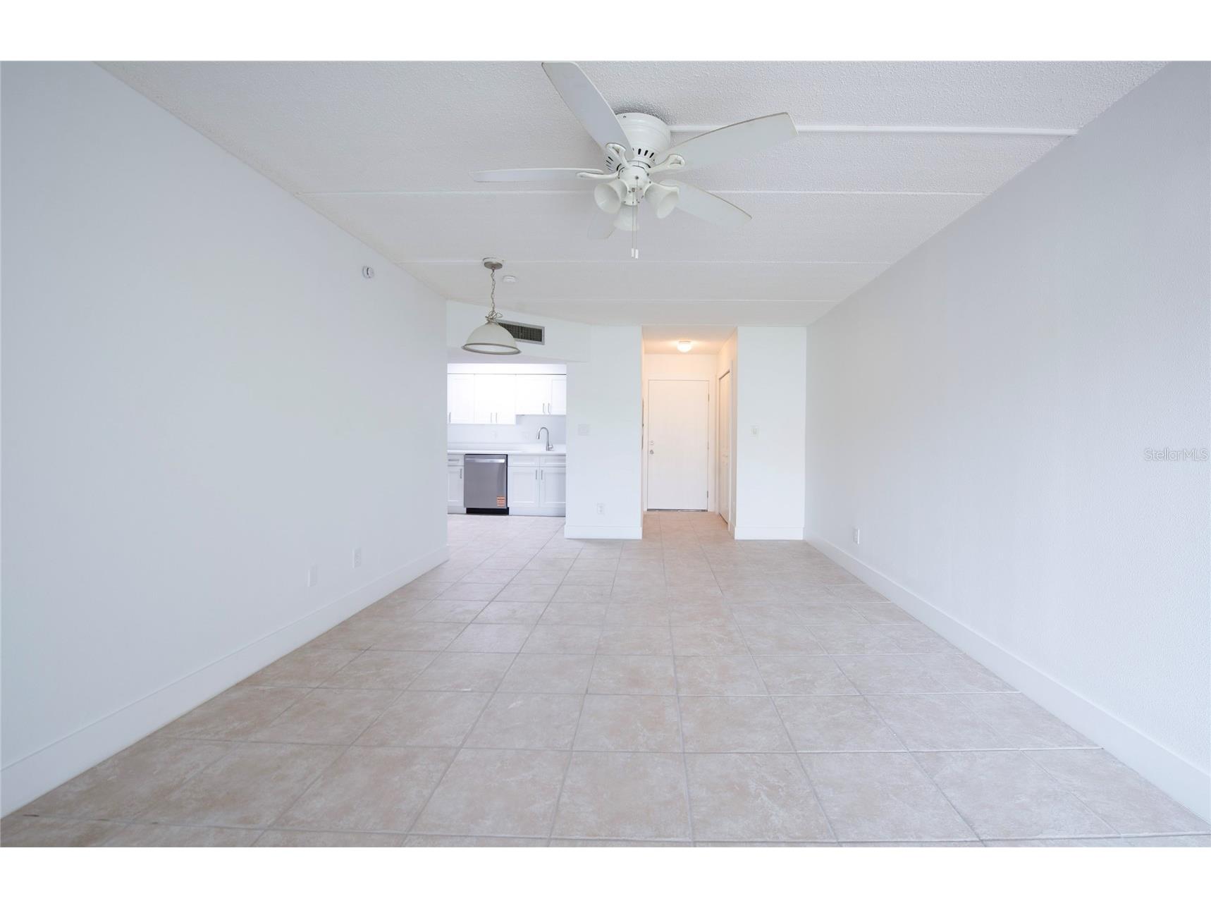 10365 Paradise Boulevard #9 Treasure Island FL 33706 TB8501562 image15